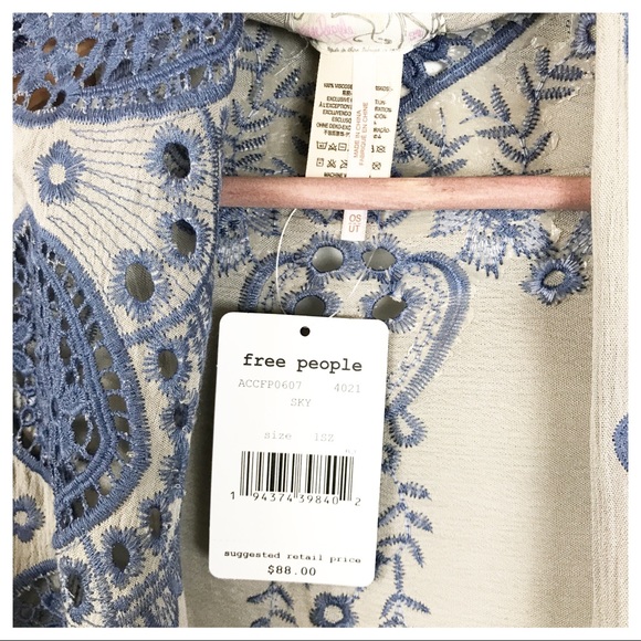 Free People Catania Embroidered Kimono - Picture 9 of 10